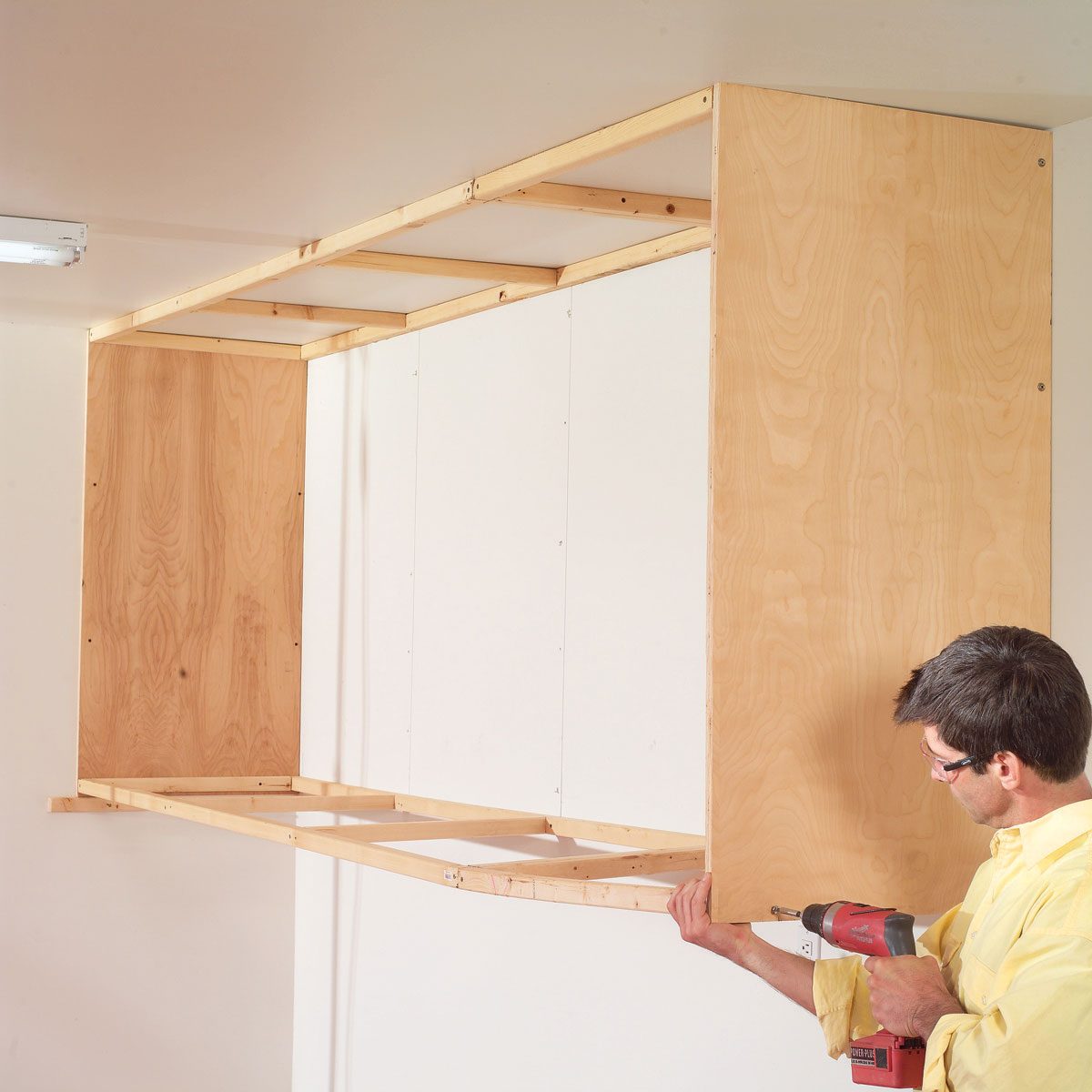 Screw the bottom ladder