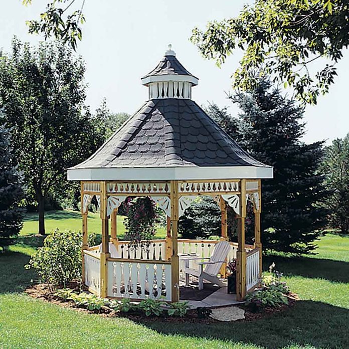 fh00jau_02051023-1 diy backyard idea