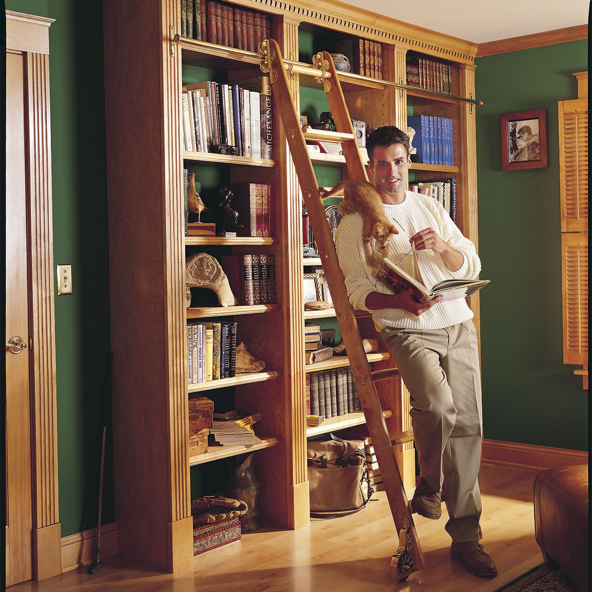 Small Room Ideas: Floor-to-Ceiling Bookcase