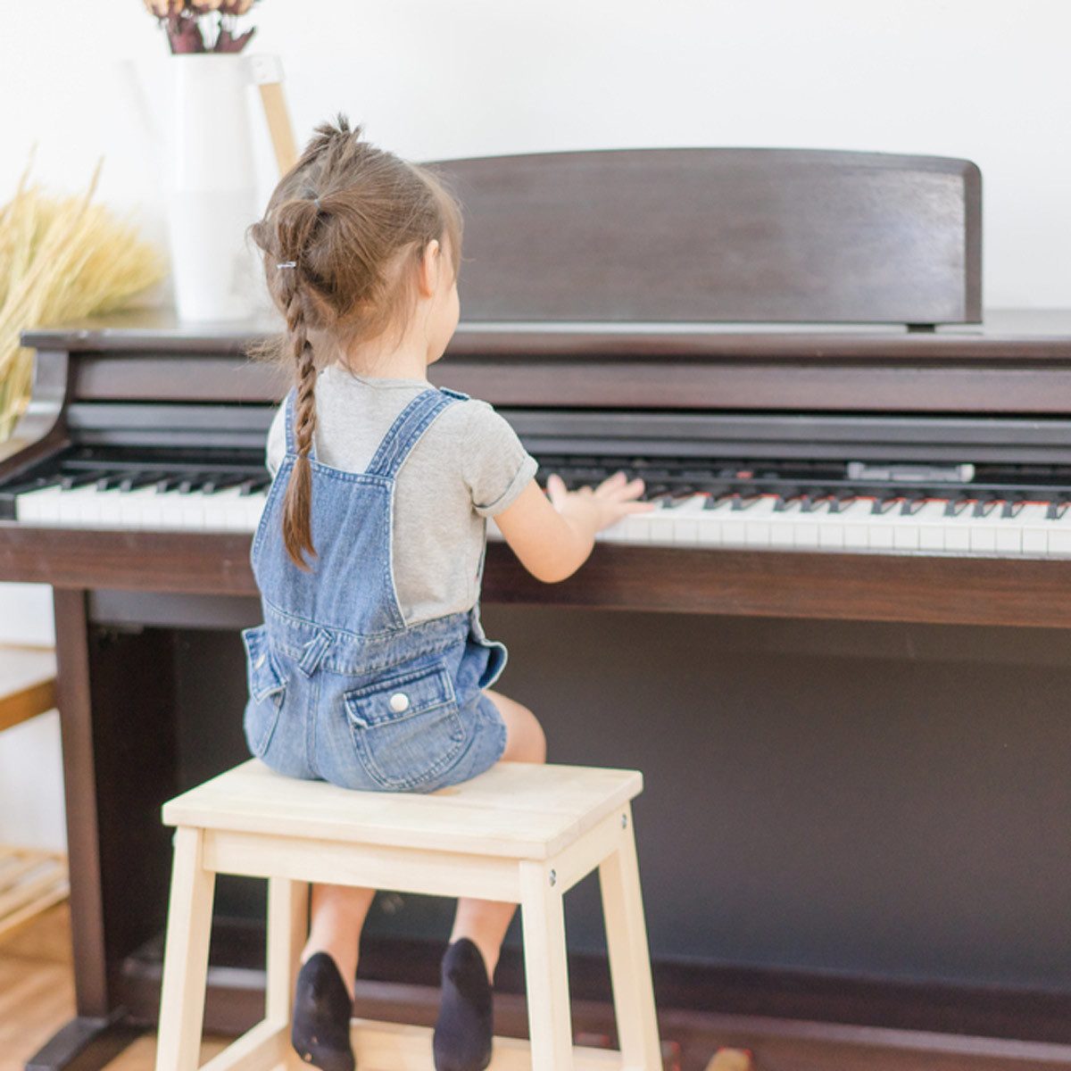 Whiten Piano Keys