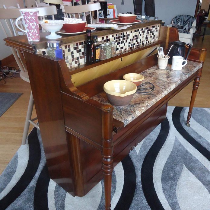piano-breakfast-bar