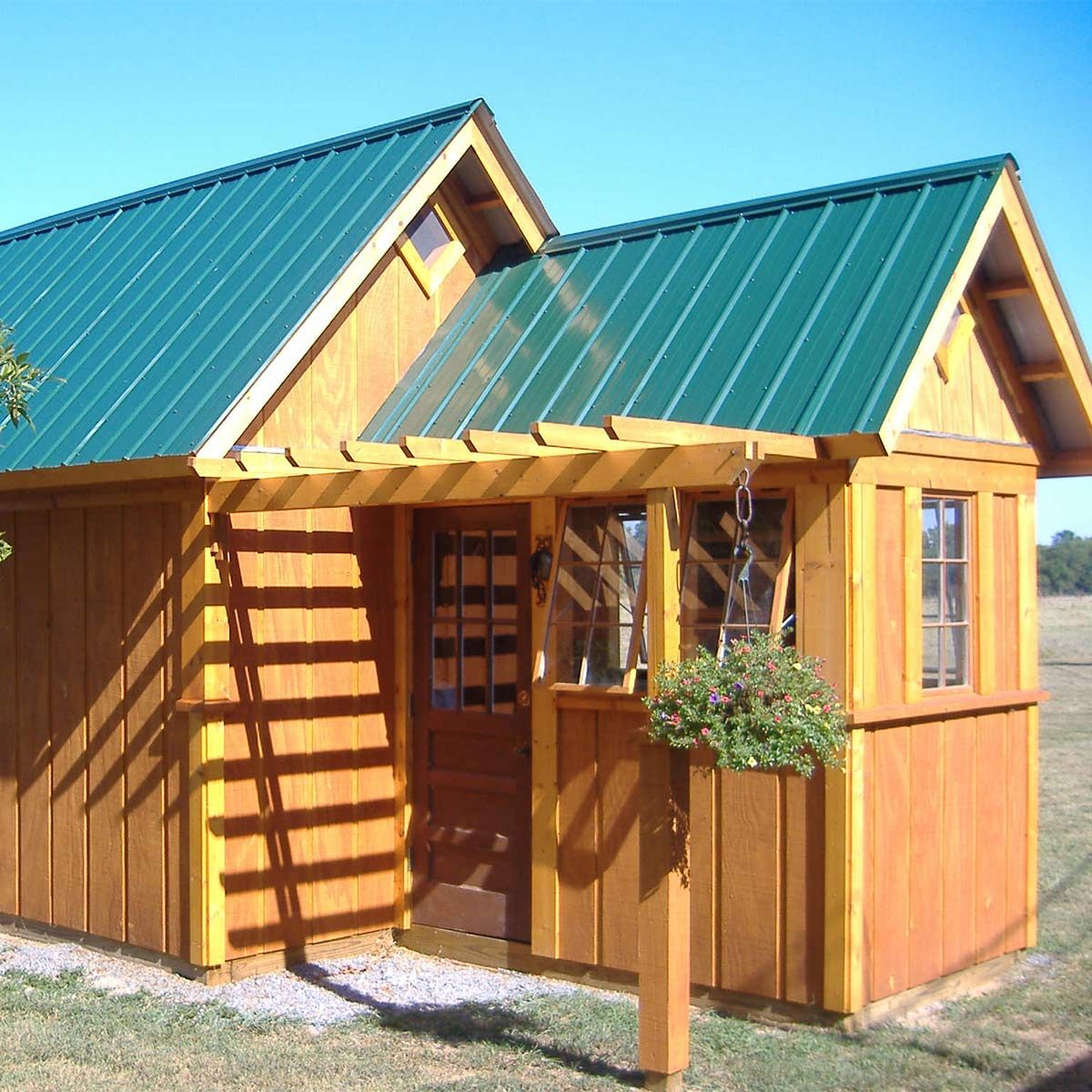 Cover-Worthy Shed