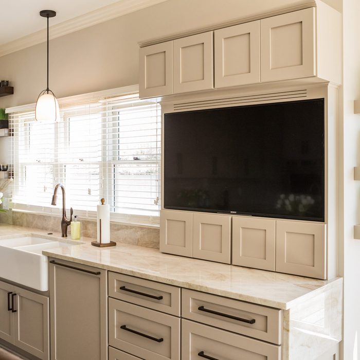 kitchen tv