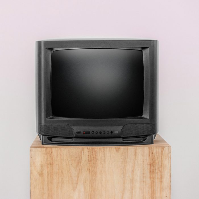 risks of buying an old tv from a garage sale