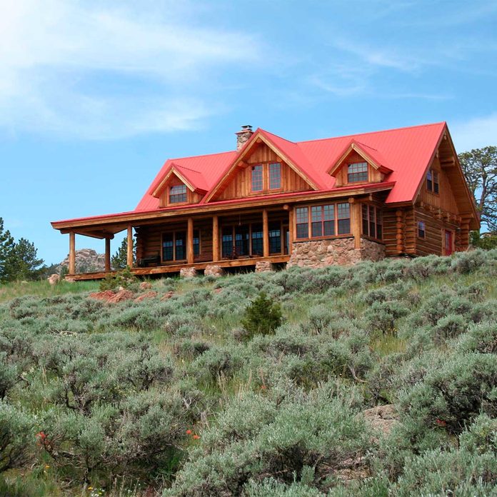 cabin-with-guest-bunk-house
