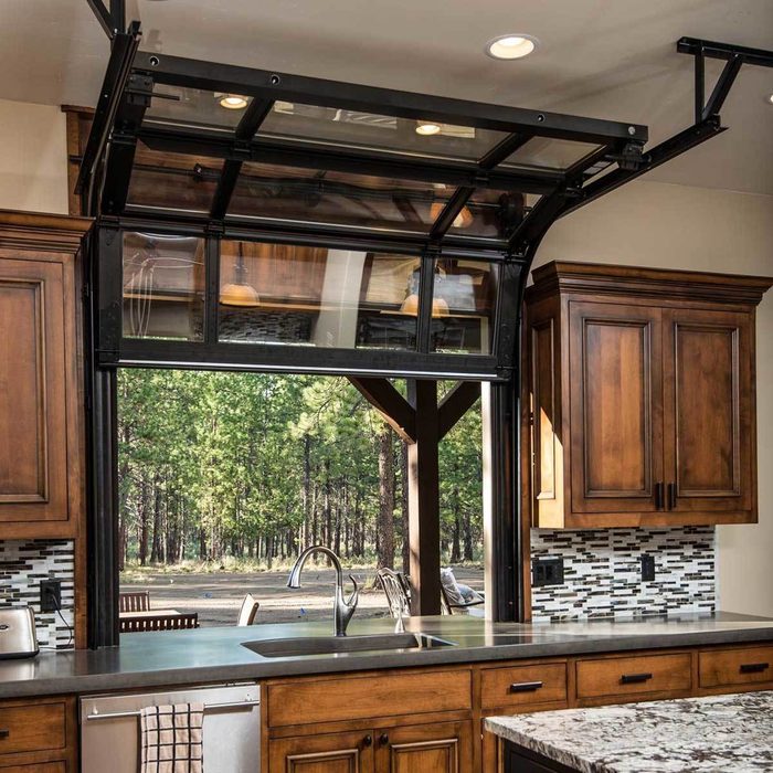 Open outdoor Kitchen Bar