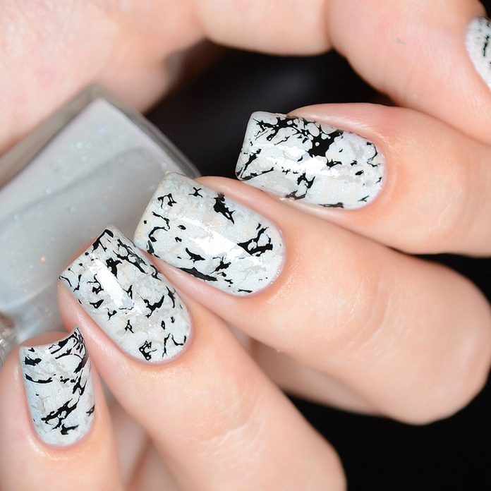 nails