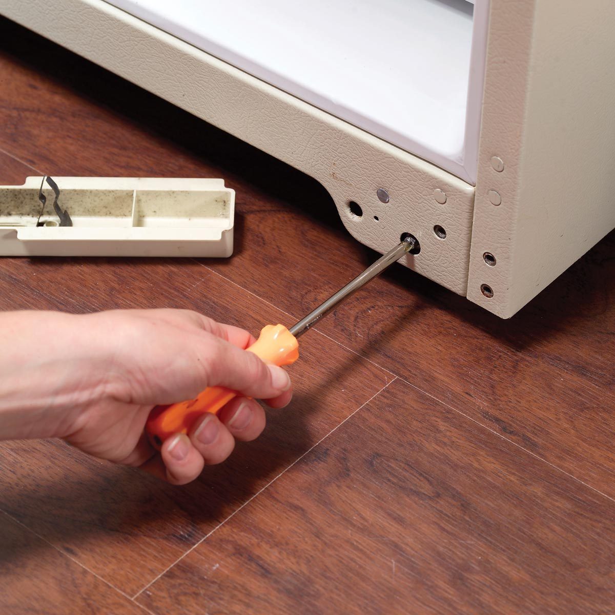 adjustment screws