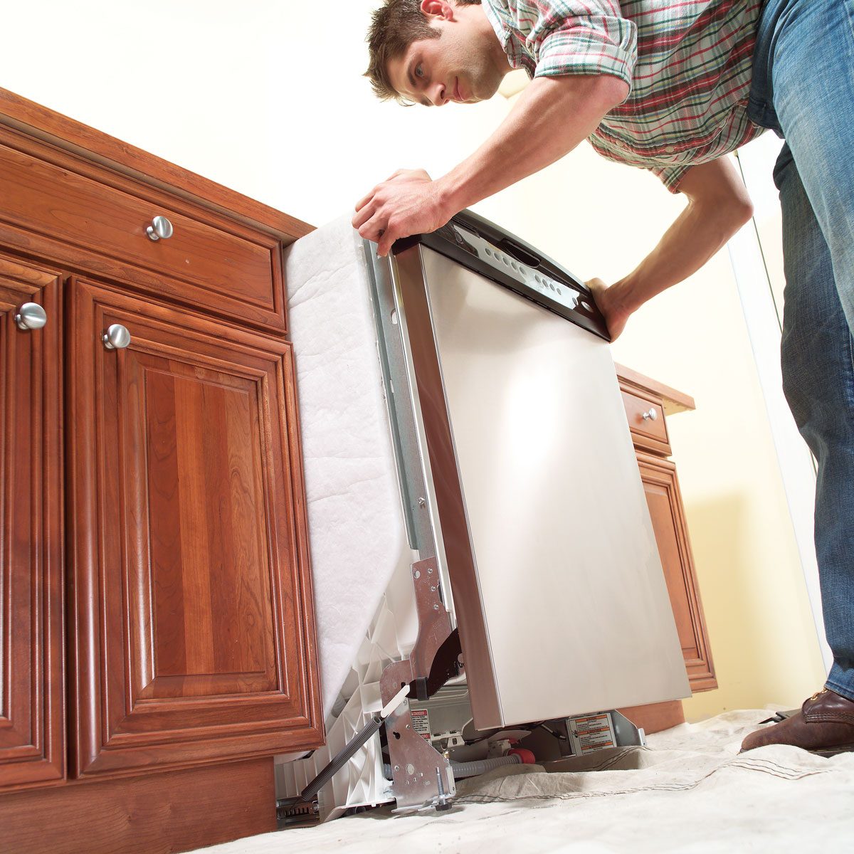 How To Replace A Dishwasher slide the new dishwasher in