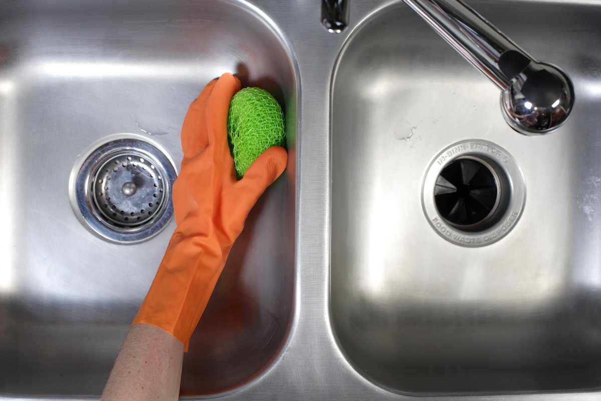 polish stainless steel sink