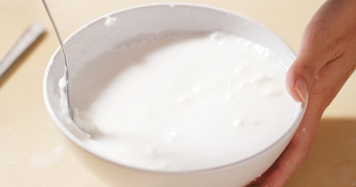 Mixing flour with water and white powder