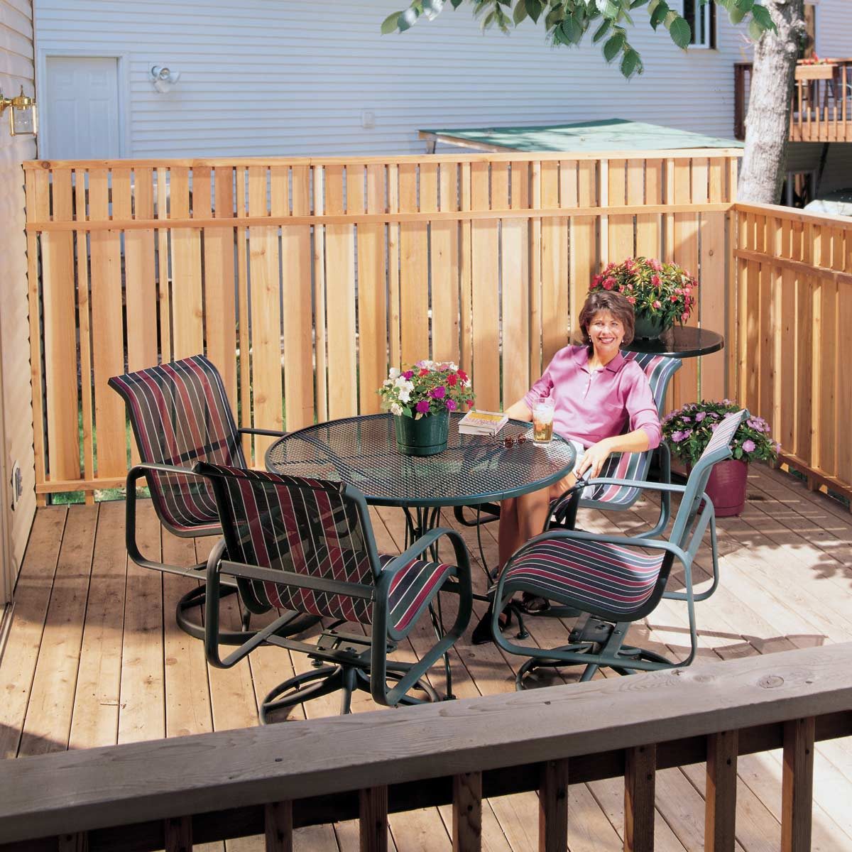 diy privacy deck