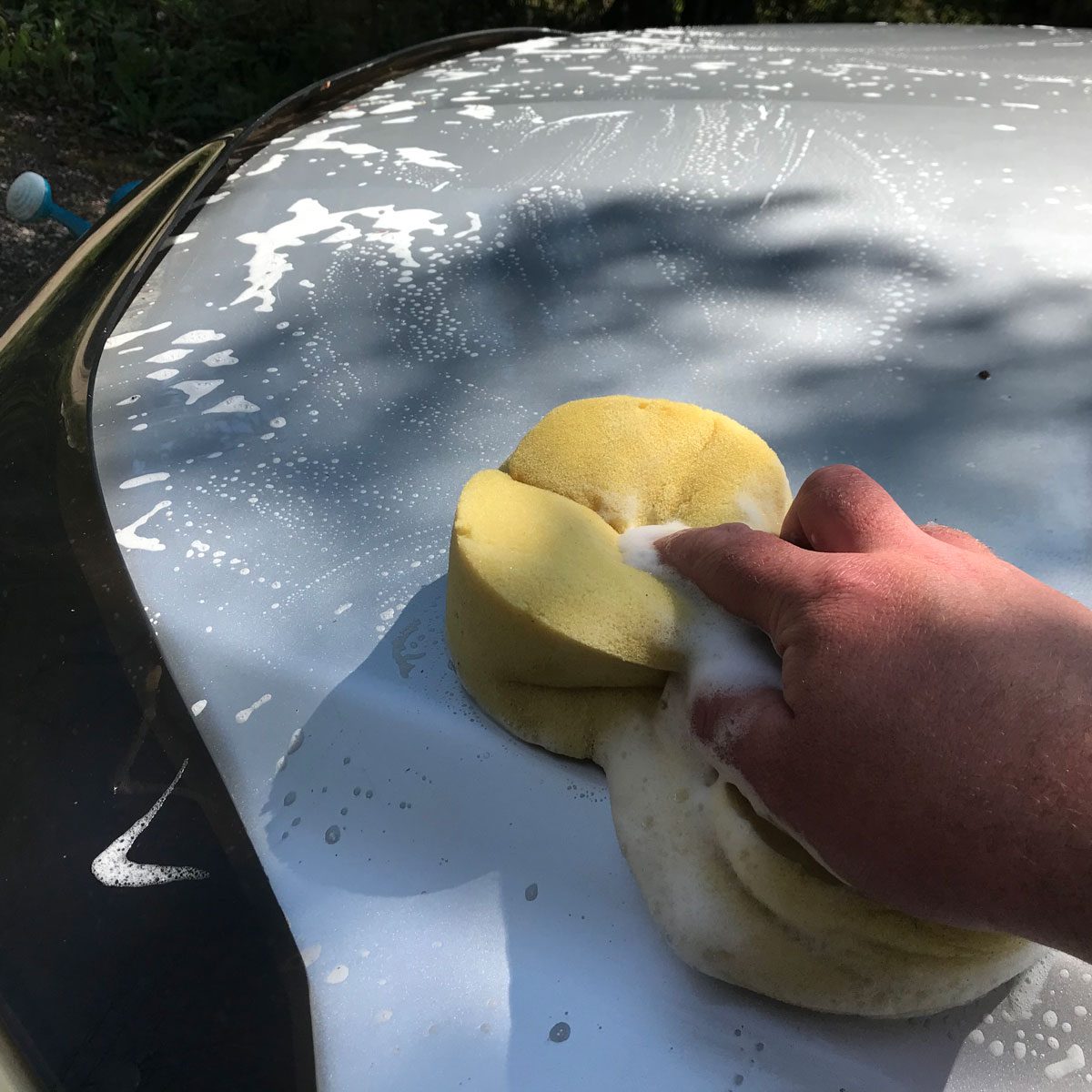 Wiping car