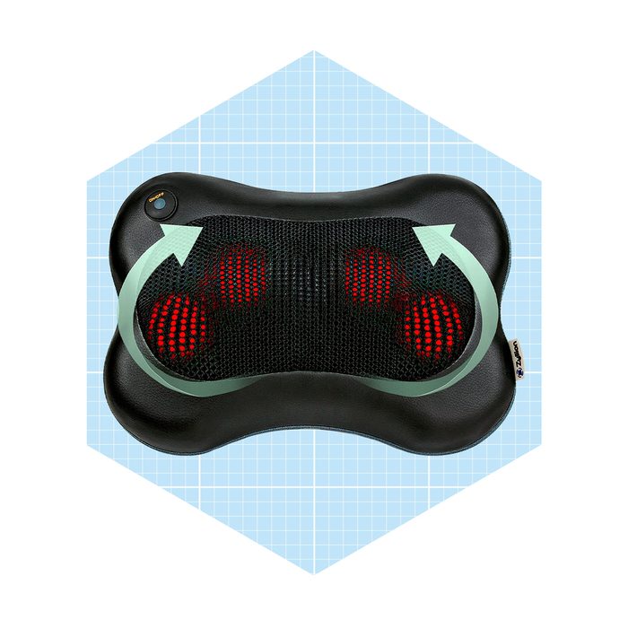 A massaging pillow is shown, with red lights indicating movement in a circular pattern, set against a light blue grid background.