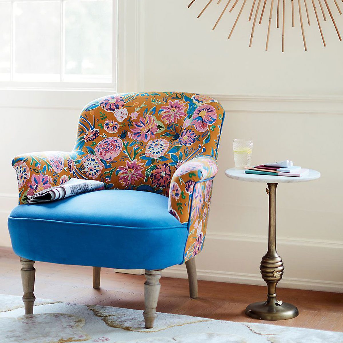 Bee End Table 40742264 027 B20