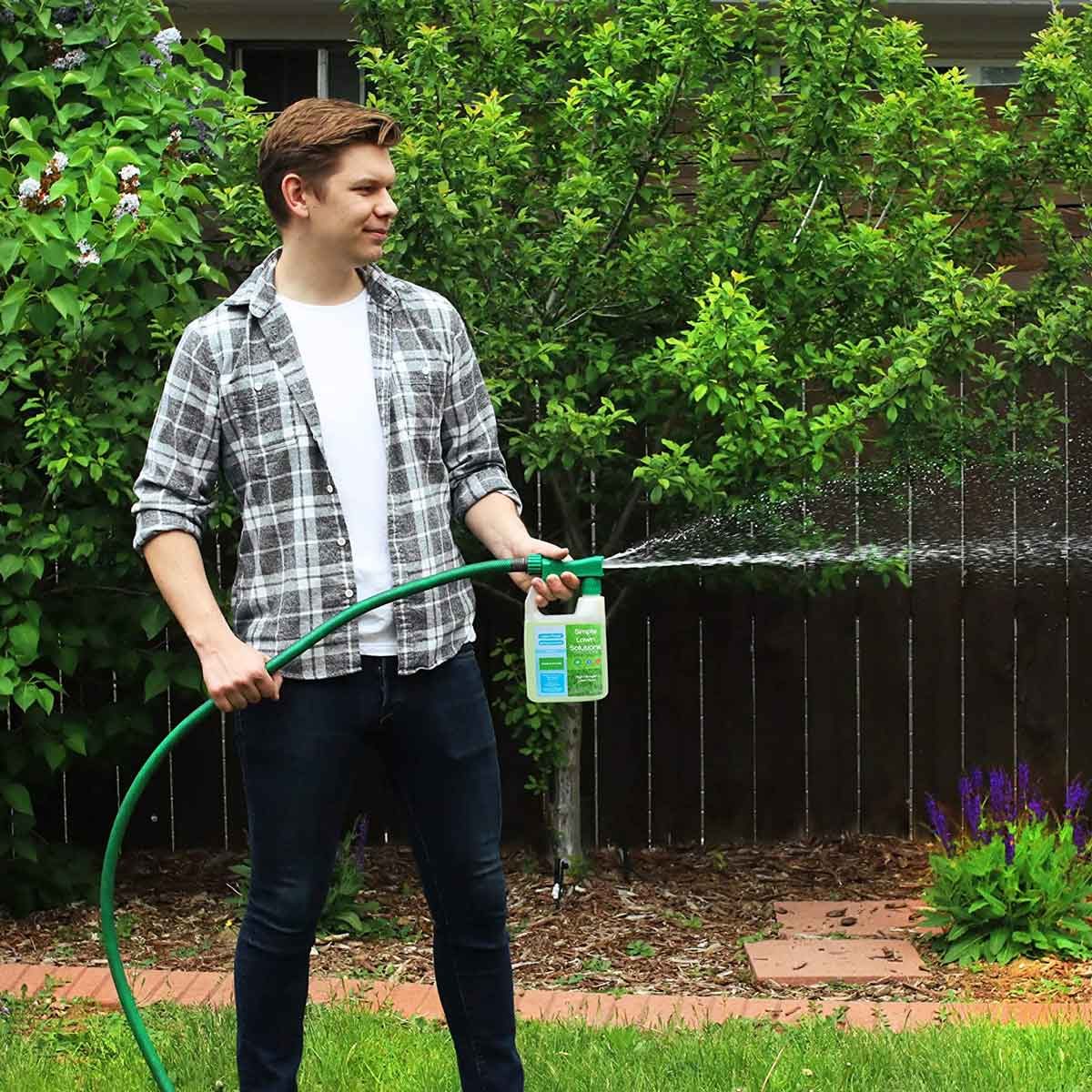 Fertilizing Lawn