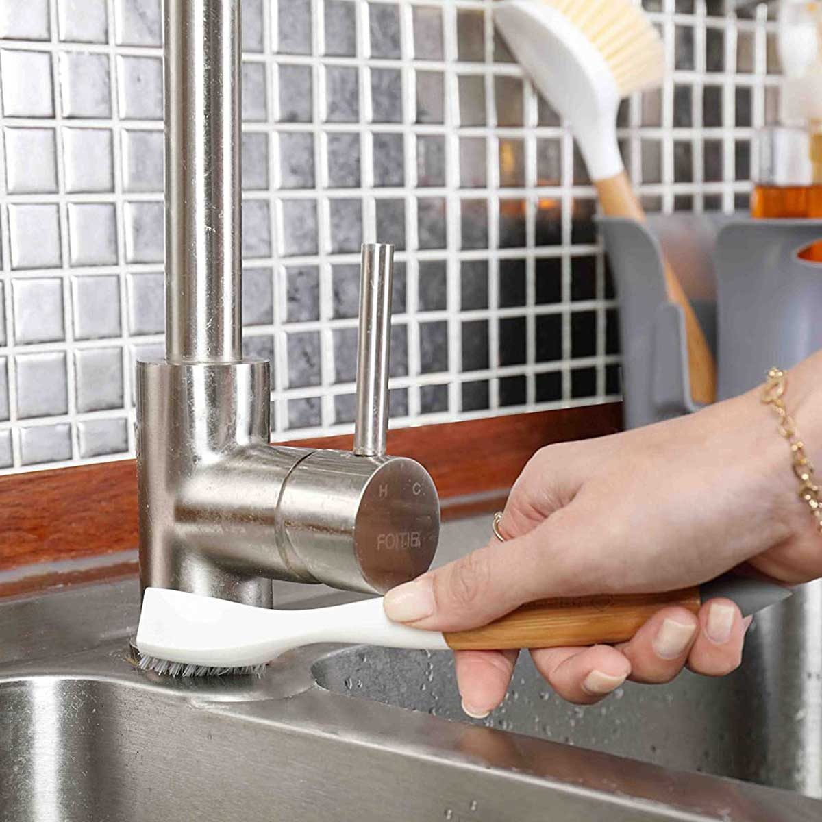 Sink Brush 