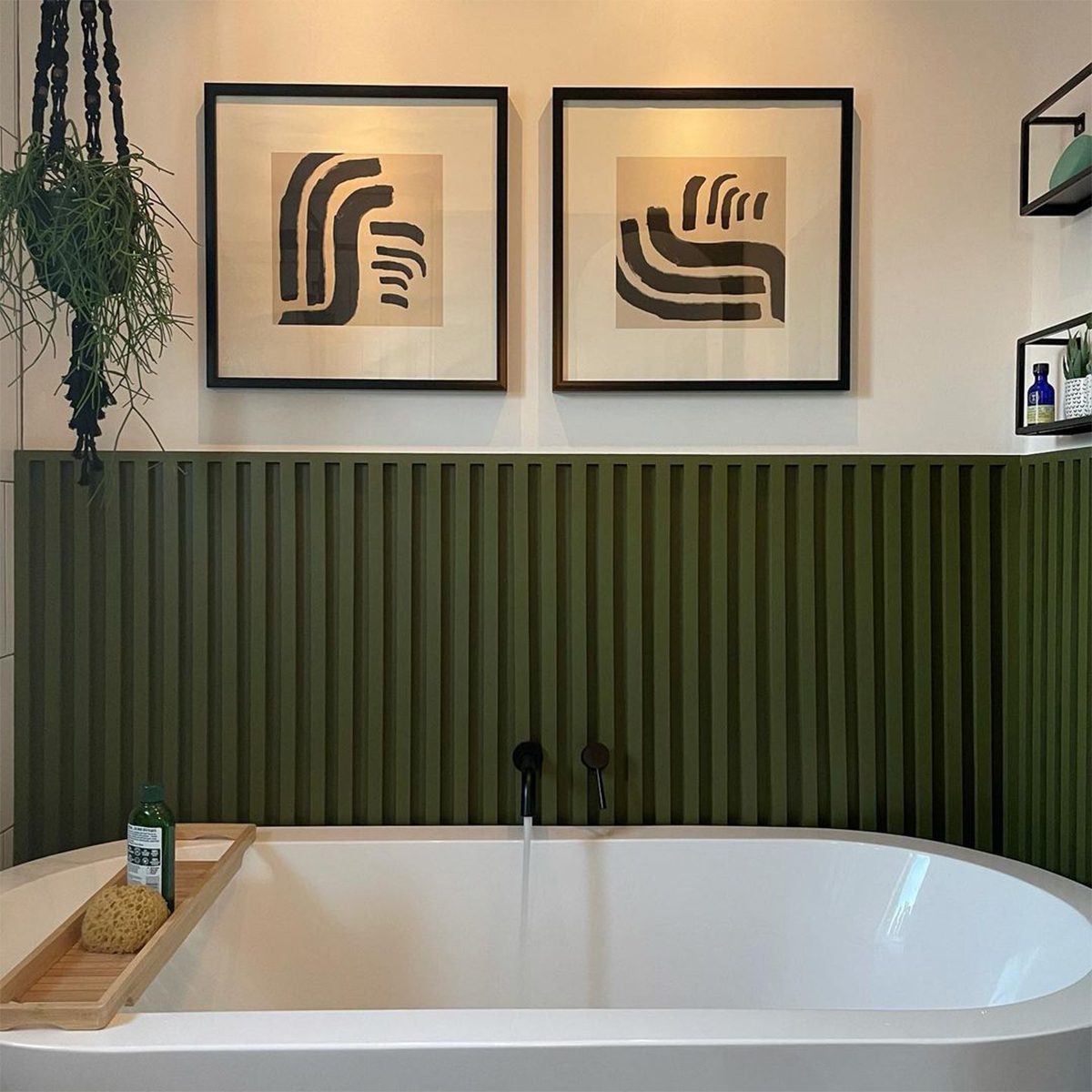 Modern Bathroom Wainscoting