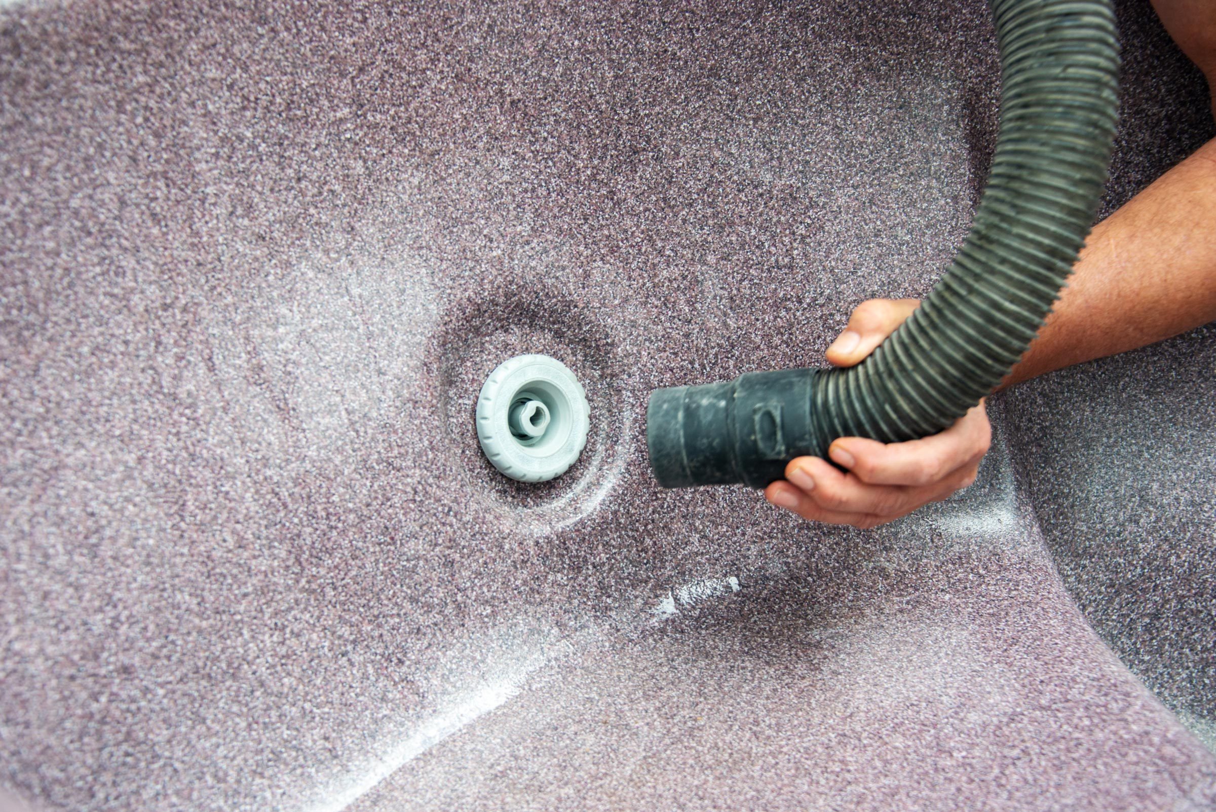 using a shop vac to clean hot tub jets