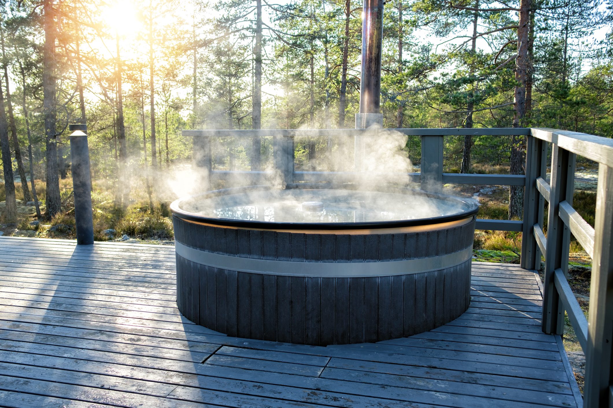 Jacuzzis vs. Hot Tubs: What’s the Difference?