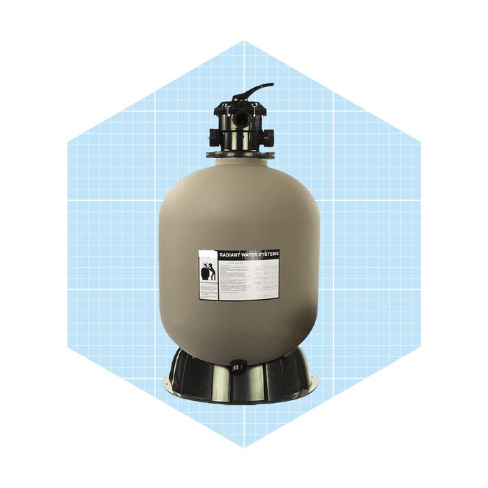 A cylindrical water filtration tank stands upright, equipped with a top valve and attached base, displayed against a light blue grid background.
