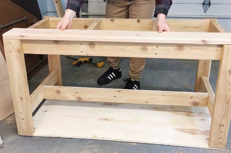 Step 7a Attach the table top