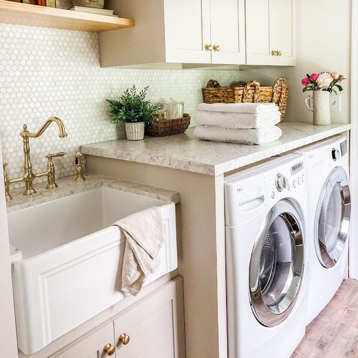 Fhm 10 Laundry Room Sink Ideas Apron Front Sink