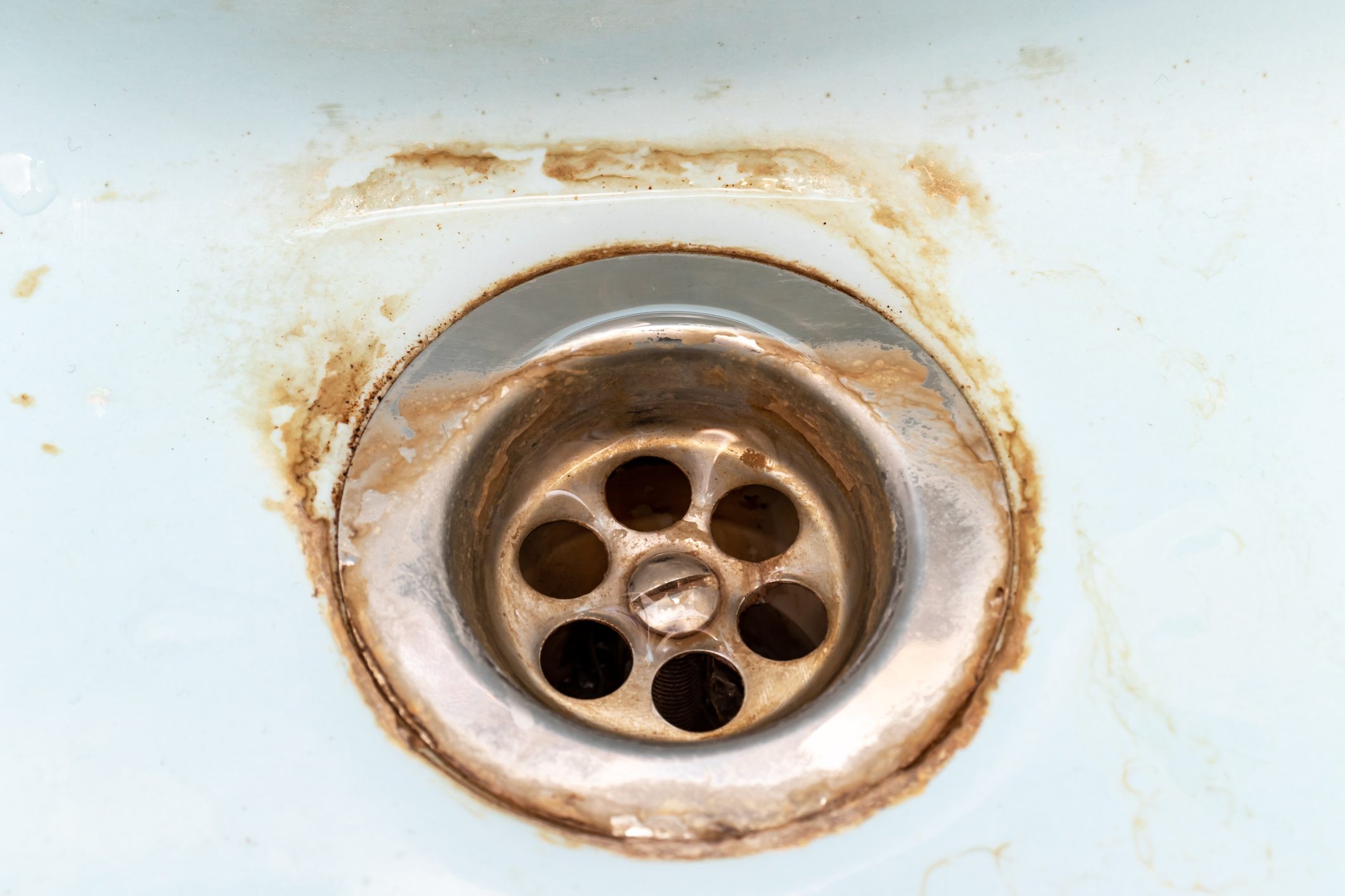 How To Remove Rust Stains From Your Bathroom