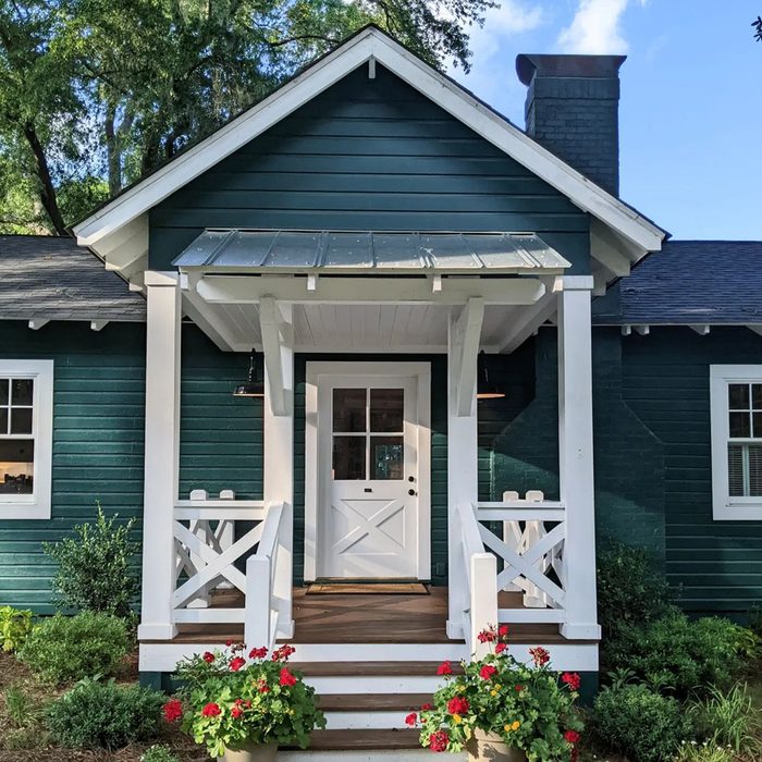 8 Refreshing Green Exterior Paint Colors Forest Green Exterior Courtesy @talkofthehouse Instagram