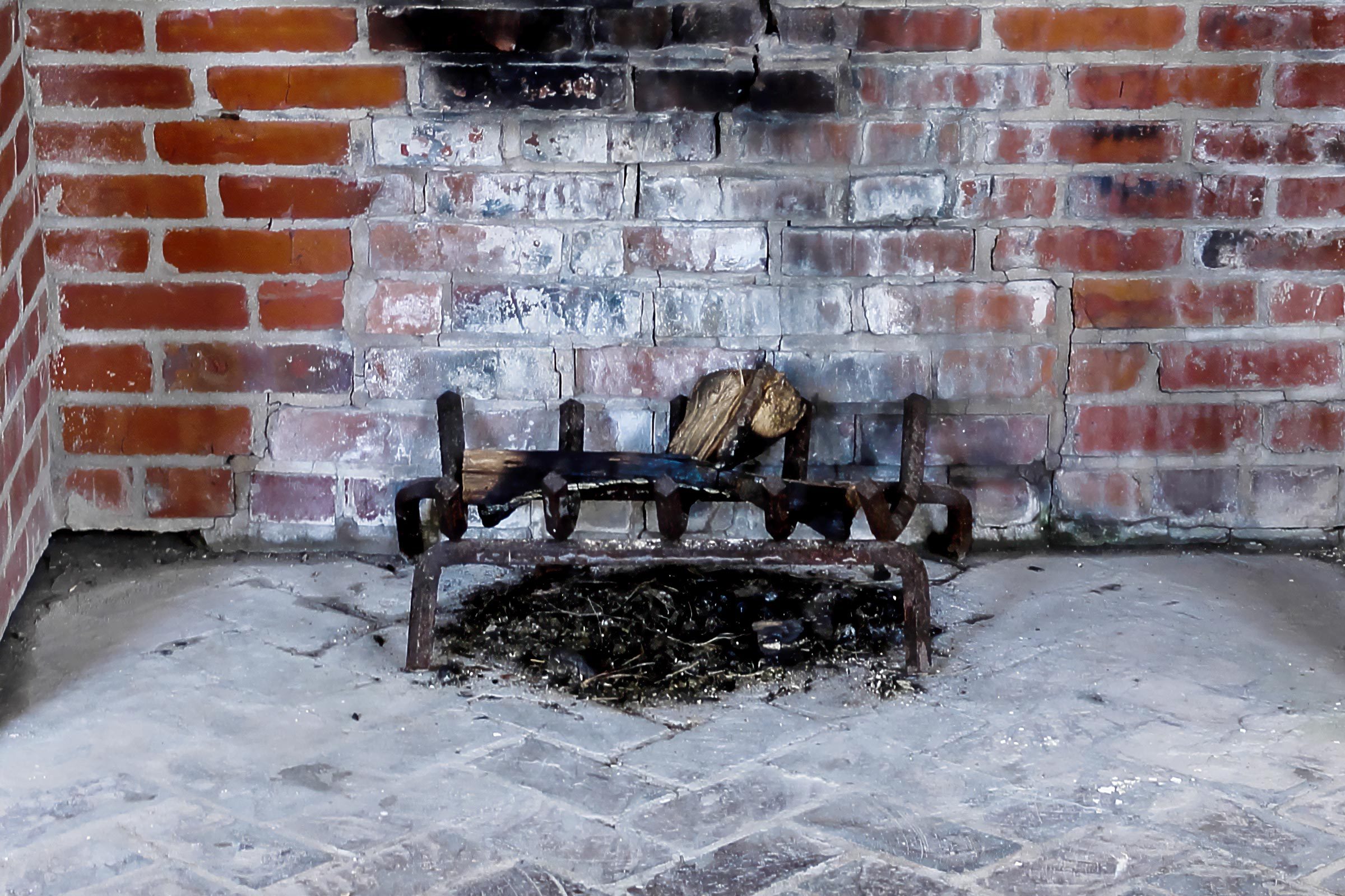 fireplace grate