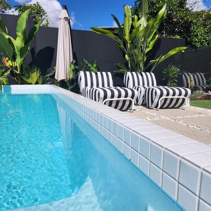 9 Plunge Pool Ideas Semi Inground Plunge Pool Courtesy @jimmyandtams Instagram