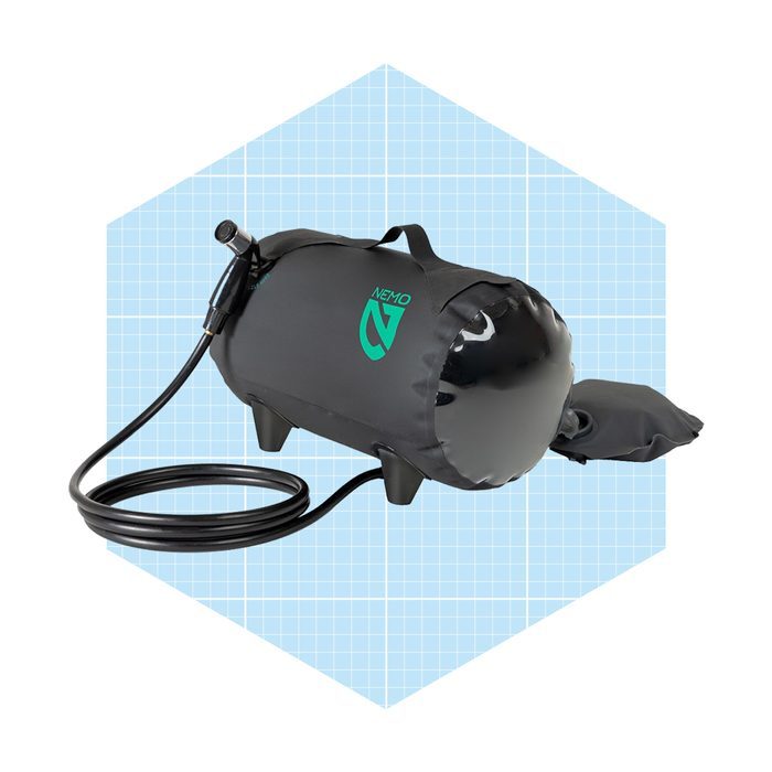 Nemo Equipment Helio Pressure Shower Ecomm Via Backcountry.com 