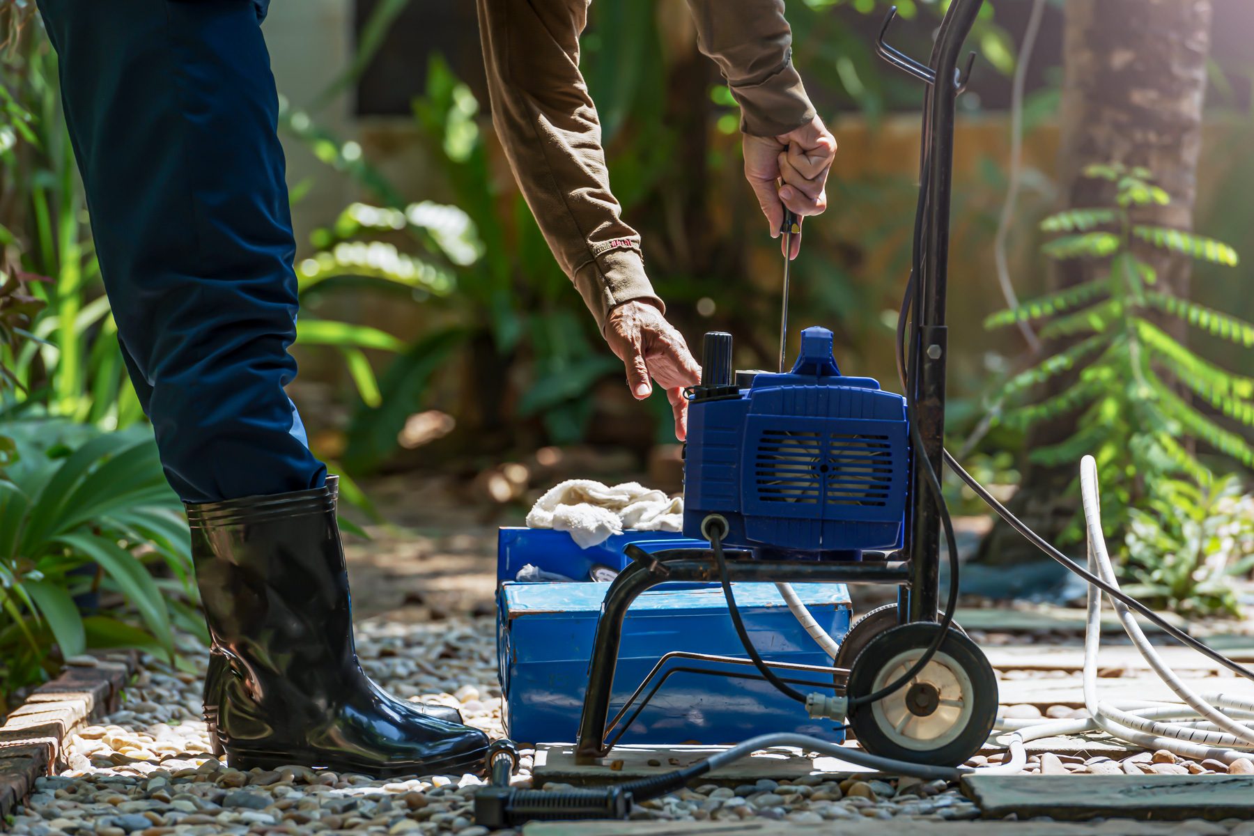 13 Helpful Pressure Washer Tips