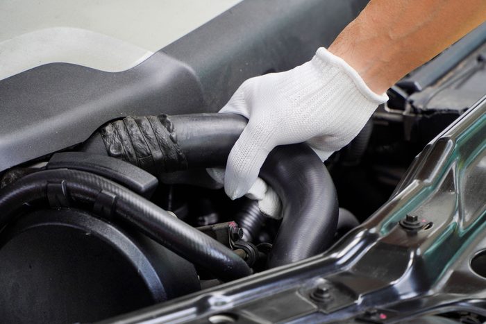 13 Belts And Hoses To Check On Your Car Gettyimages 1414979880