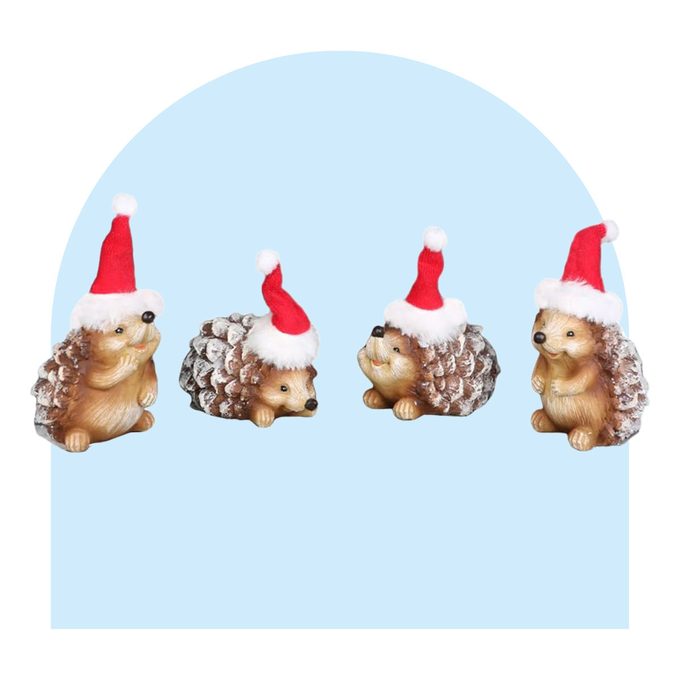 Decorating With Woodland Animals For Christmas You Need These Cuties Asap Small Pinecone Back Hedgehogs With Santa Hats