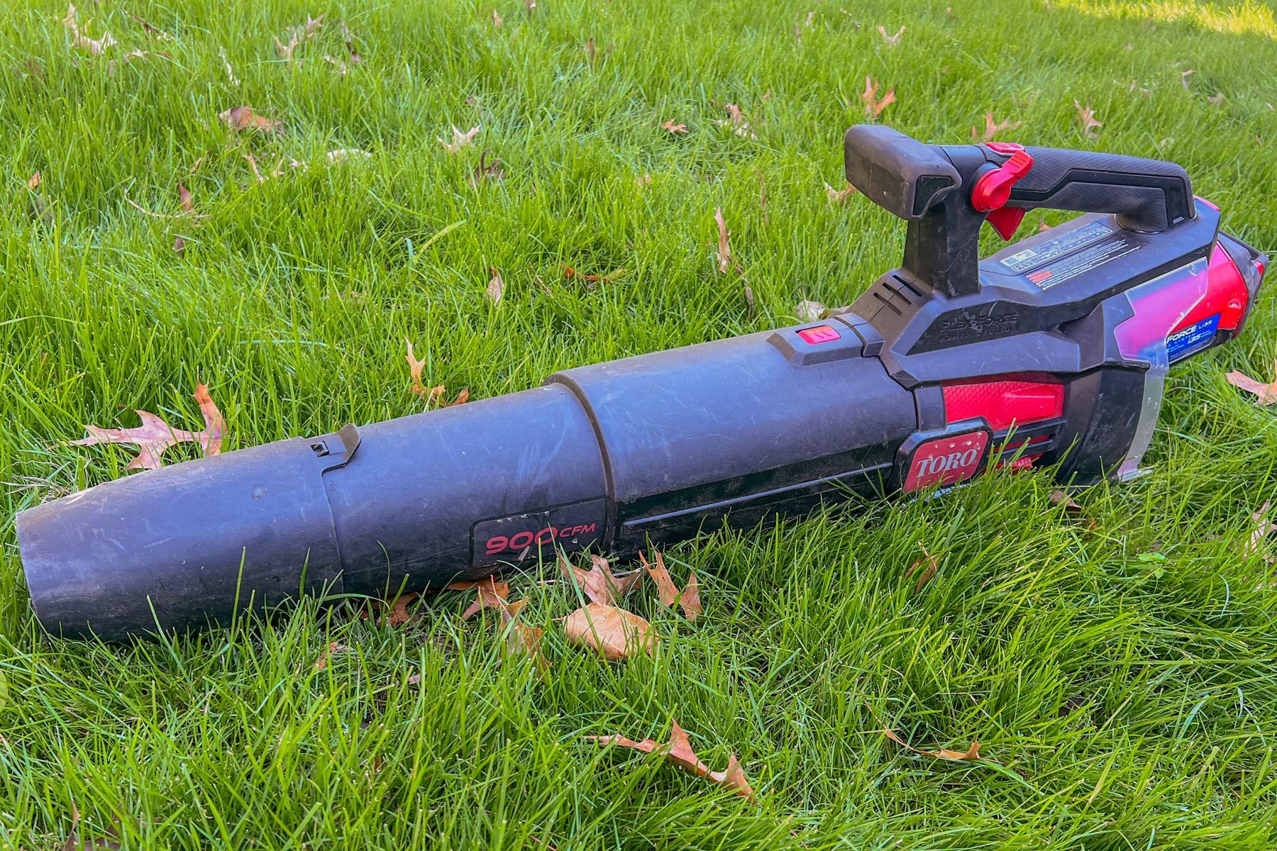 I Tried the New Battery-Powered Toro Leaf Blower, and Here’s How It Went