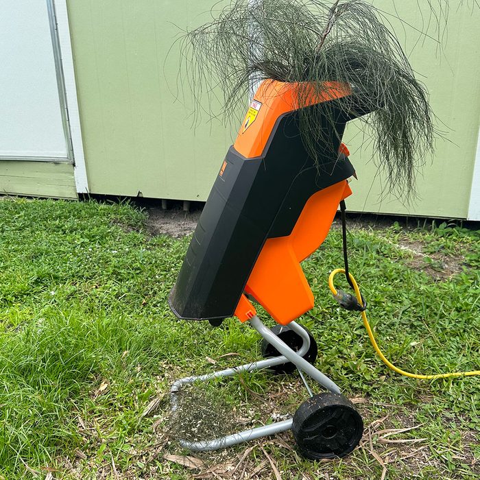 Fhma24 Wen 15 Amp Electric Chipper Pamela Bondurant 03 Ssedit