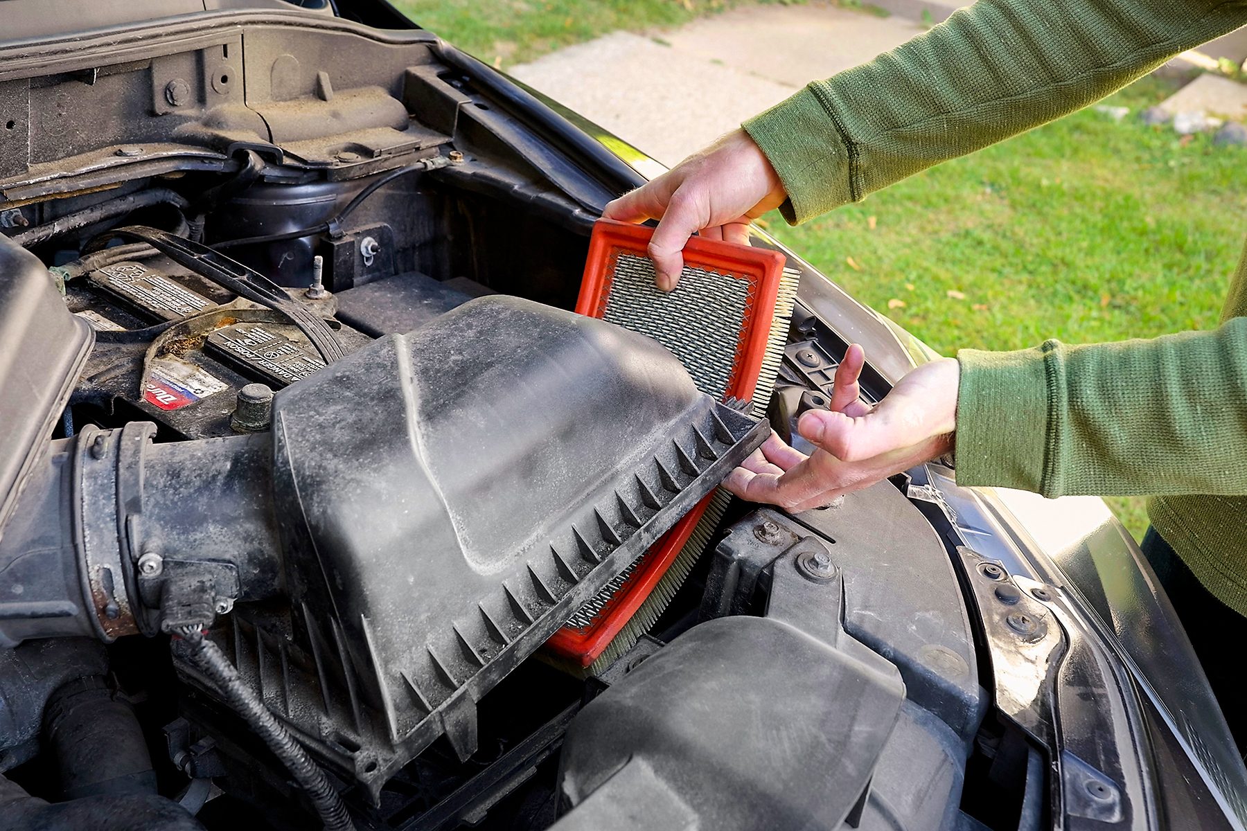 Changing Your Car’s Air Filter: How and When To Do It