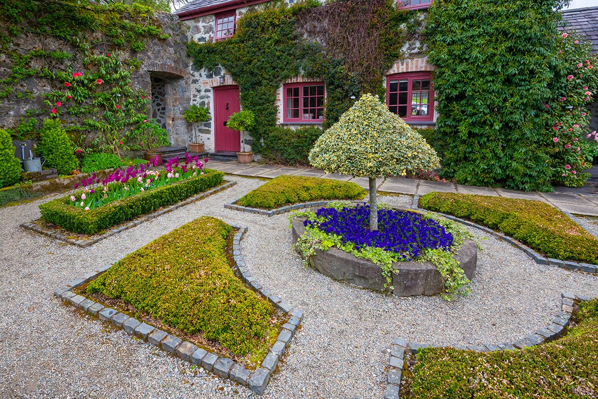 Get Off The Grass With These Excellent Backyard Alternatives