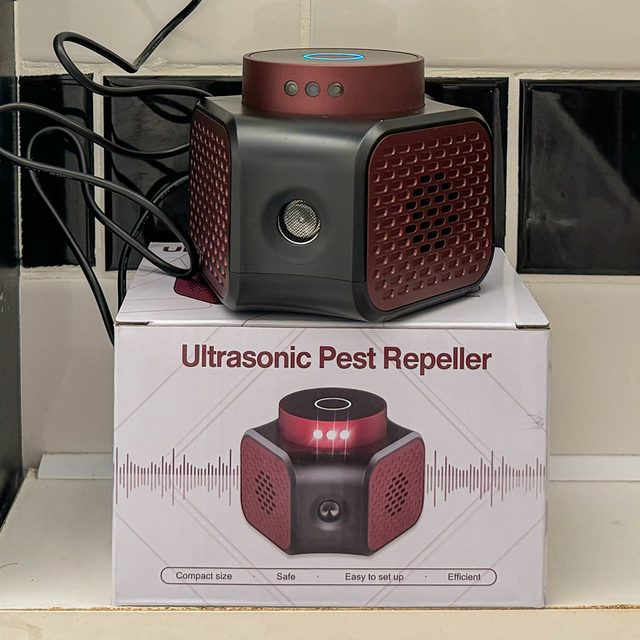 Fhma25 Ultrasonic Mice Repeller Plug In Katie Bandurski 01 Ssedit