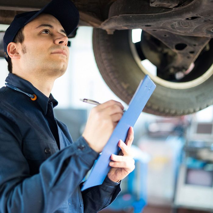 Shutterstock 433267078 Mechanic