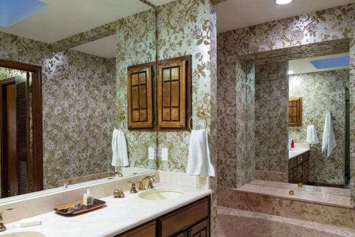 1970's Master bathroom interior